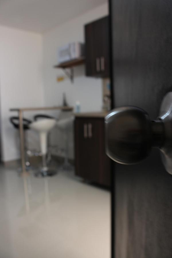 Apartamentos Excelente Ubicacion Medellín Kültér fotó