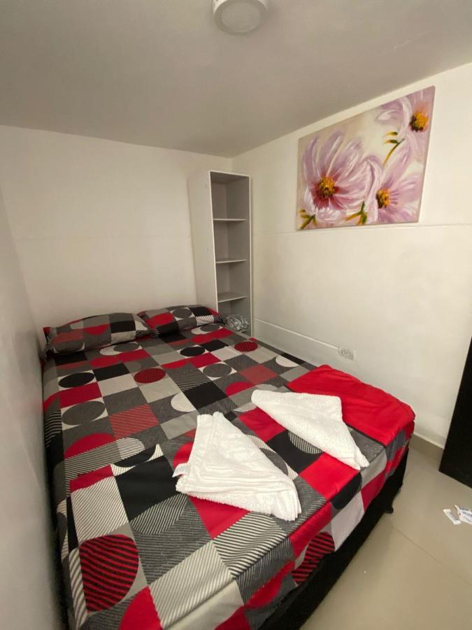 Apartamentos Excelente Ubicacion Medellín Kültér fotó