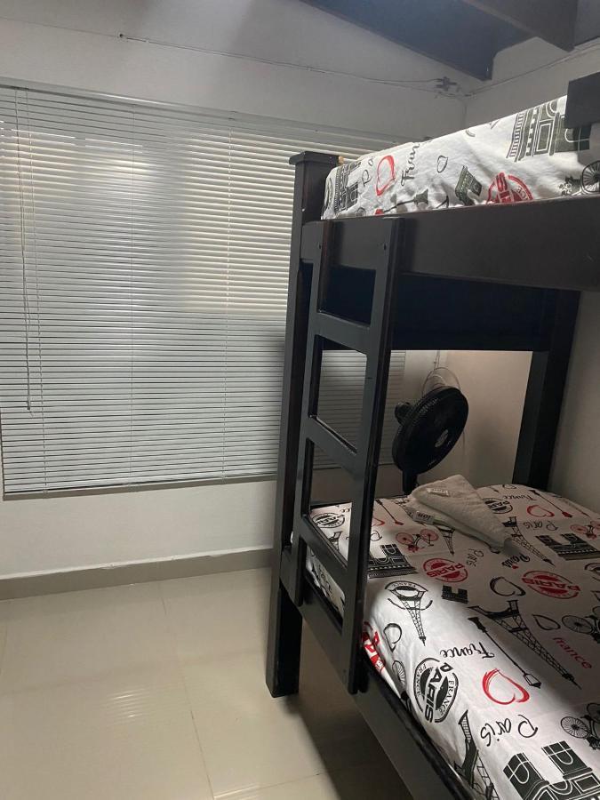 Apartamentos Excelente Ubicacion Medellín Kültér fotó