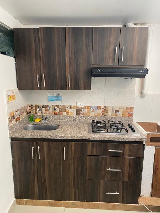 Apartamentos Excelente Ubicacion Medellín Kültér fotó