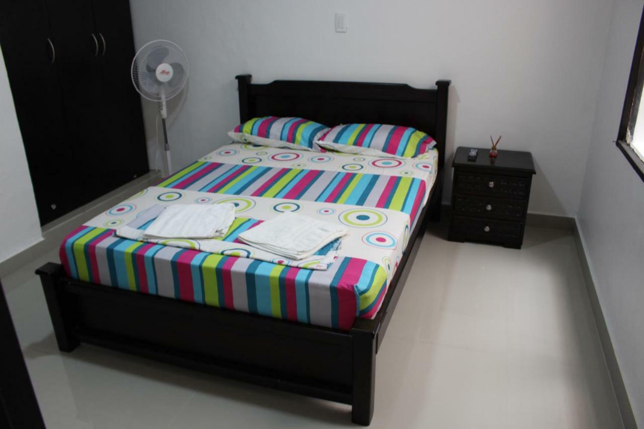 Apartamentos Excelente Ubicacion Medellín Kültér fotó